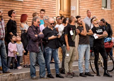 pubblico al concerto dai balconi